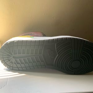 WMNS Air Jordan’s 1 Mid SE